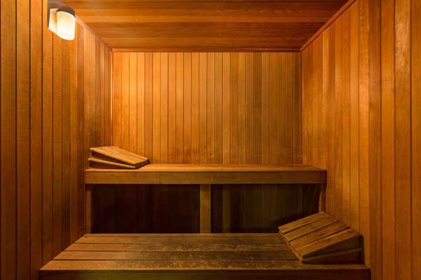 Spa - Baymont Inn & Suites Modesto