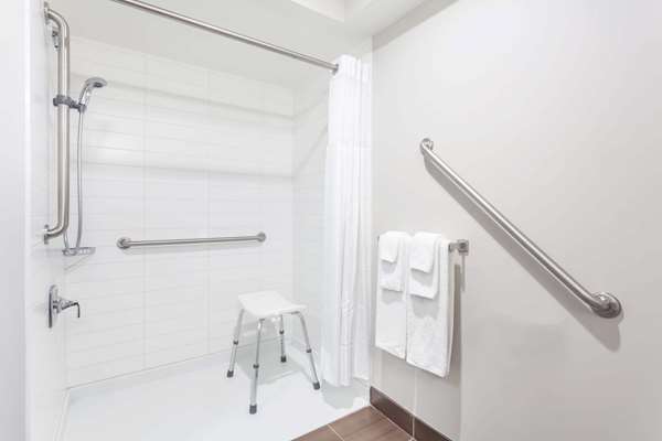  - Microtel Inn & Suites by Wyndham Casselman