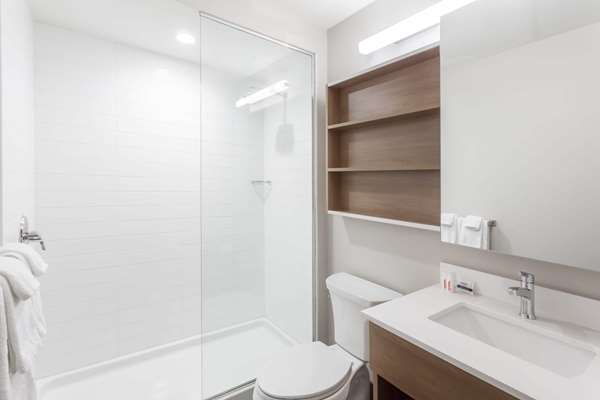  - Microtel Inn & Suites by Wyndham Casselman