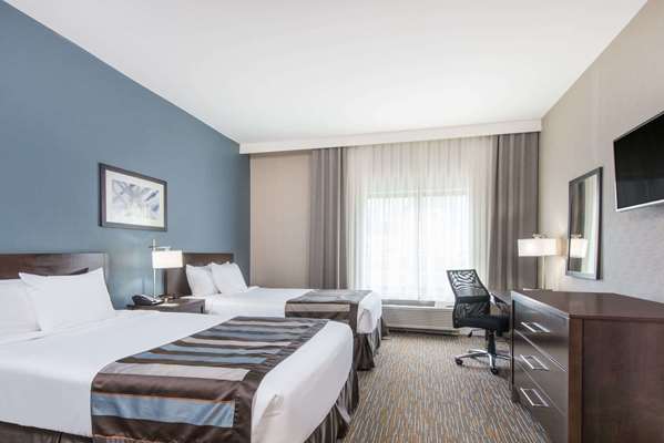 - Wingate by Wyndham Hotel Niagara Falls