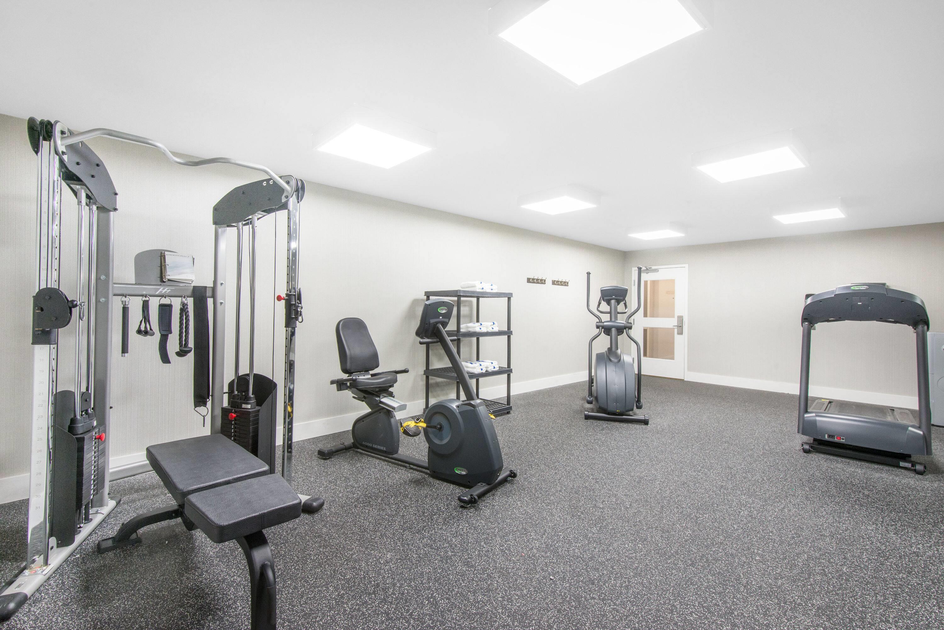 Health club fitness center gym | Wingate By Wyndham Niagara Falls