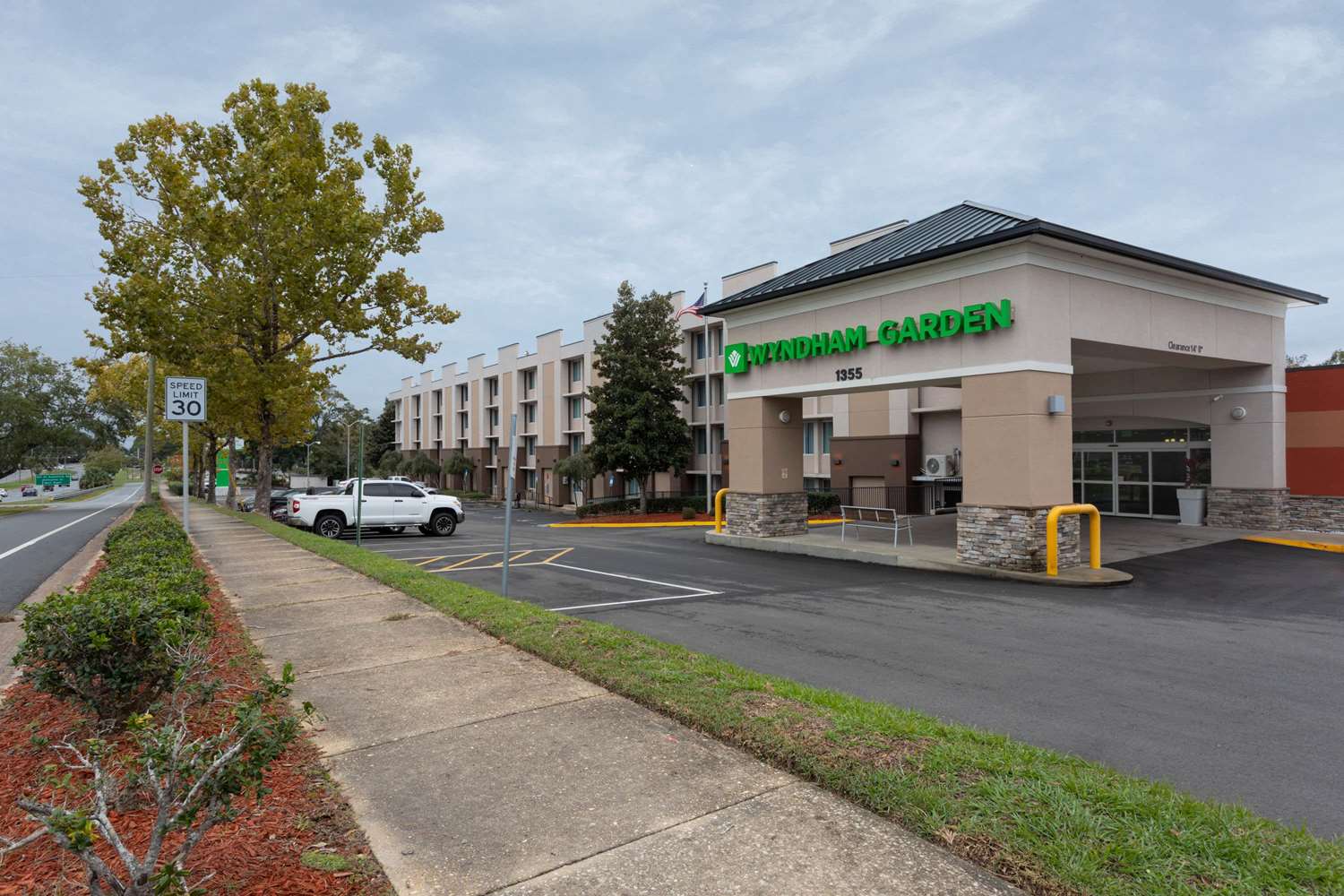 Wyndham Garden Hotel Capitol Tallahassee, FL - See Discounts