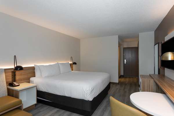  - Wyndham Garden Hotel Capitol Tallahassee