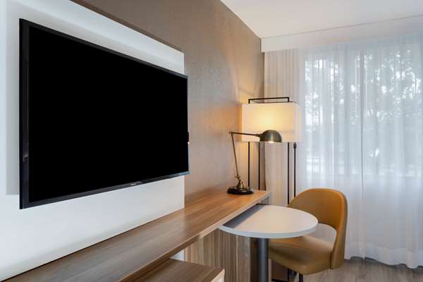  - Wyndham Garden Hotel Capitol Tallahassee