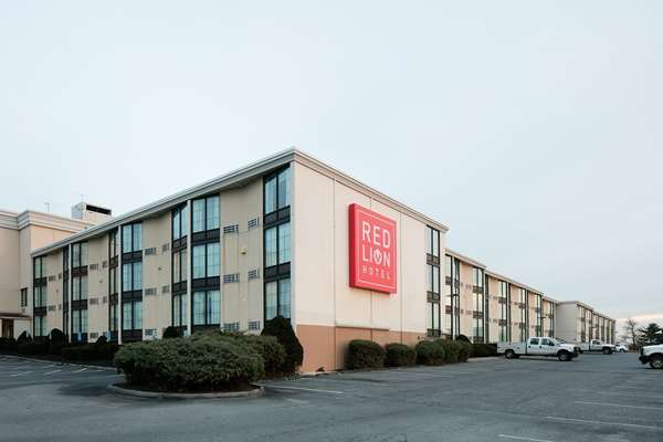 Exterior view - Red Lion Hotel East Harrisburg - I-283, Exit 2