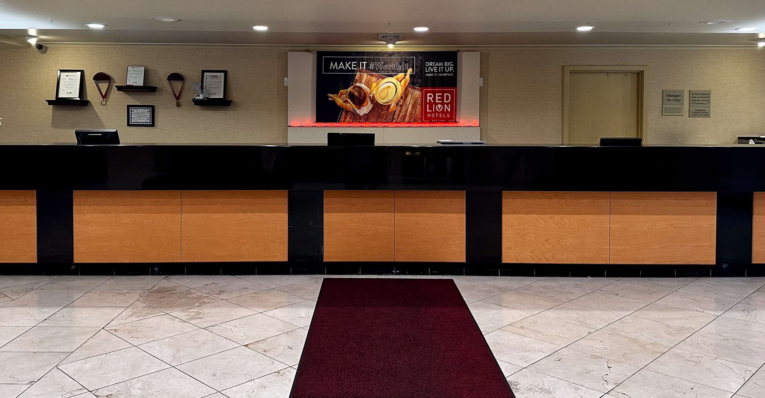 Lobby | Red Lion Hotel Harrisburg Hershey
