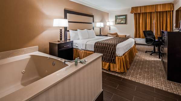  - Best Western Riverside Inn Macon - I-75, Exit 169