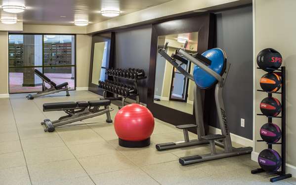 Fitness/ Exercise Room - DoubleTree by Hilton Hotel Northwest Arboretum Austin