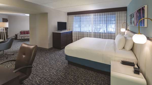  - DoubleTree by Hilton Hotel Northwest Arboretum Austin
