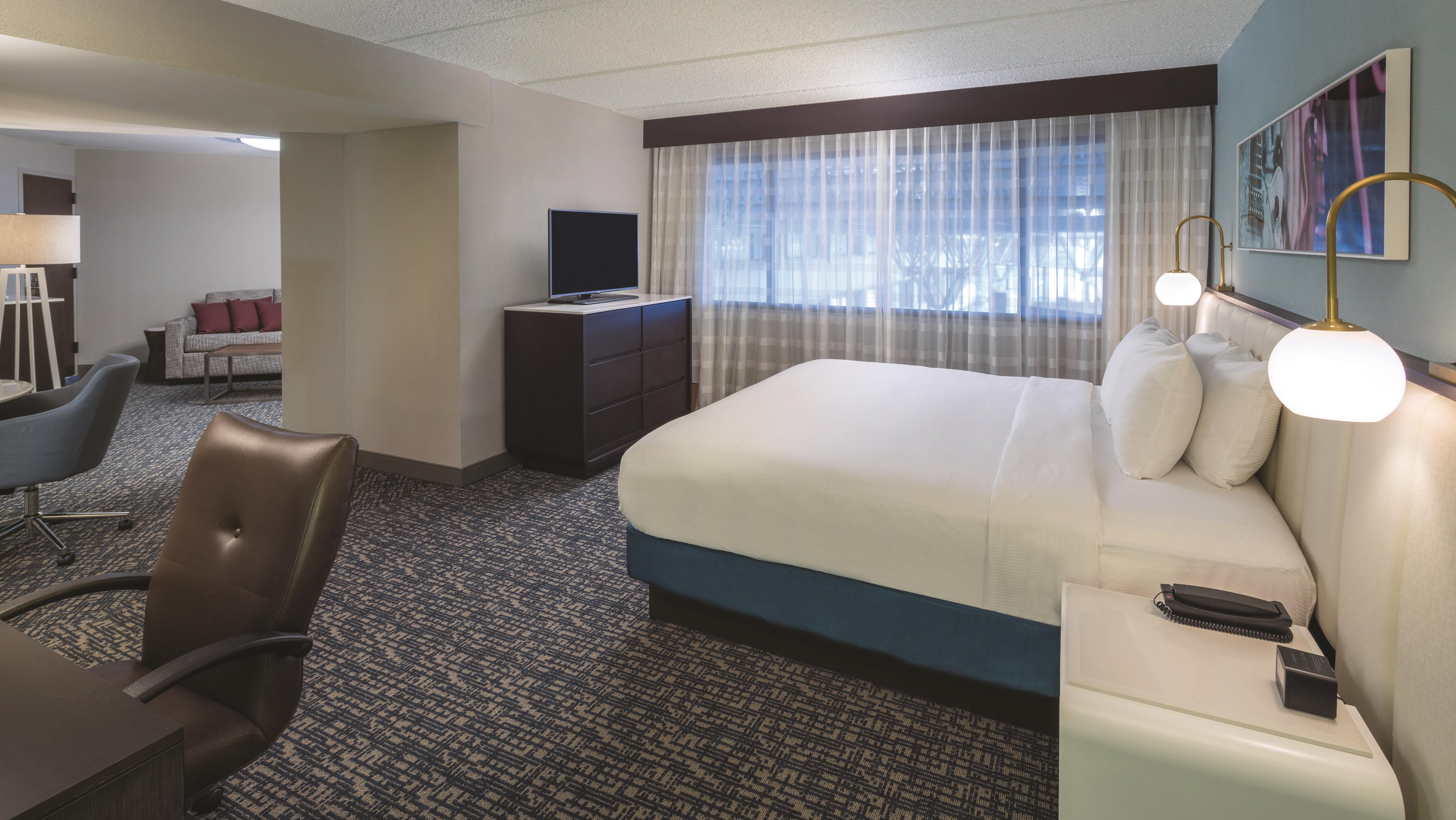 Guest room