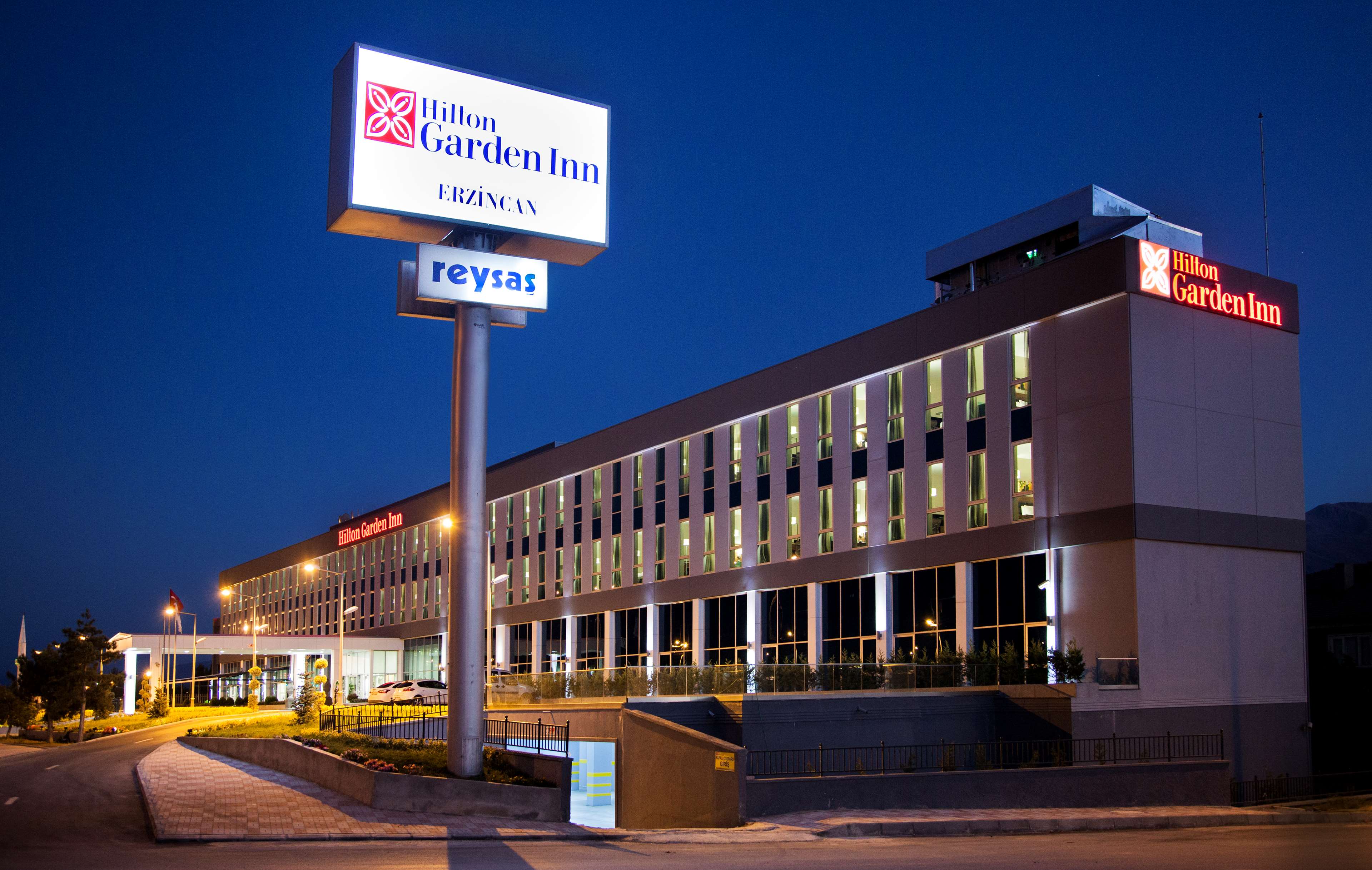 Hilton Garden Inn  Erzincan