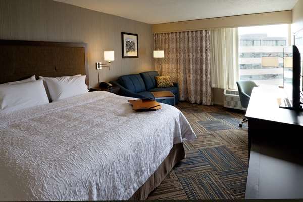  - Hampton Inn Downtown Green Bay