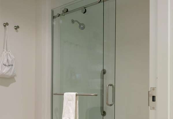  - Hampton Inn Downtown Green Bay