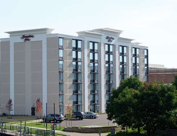 Exterior view - Hampton Inn Downtown Green Bay