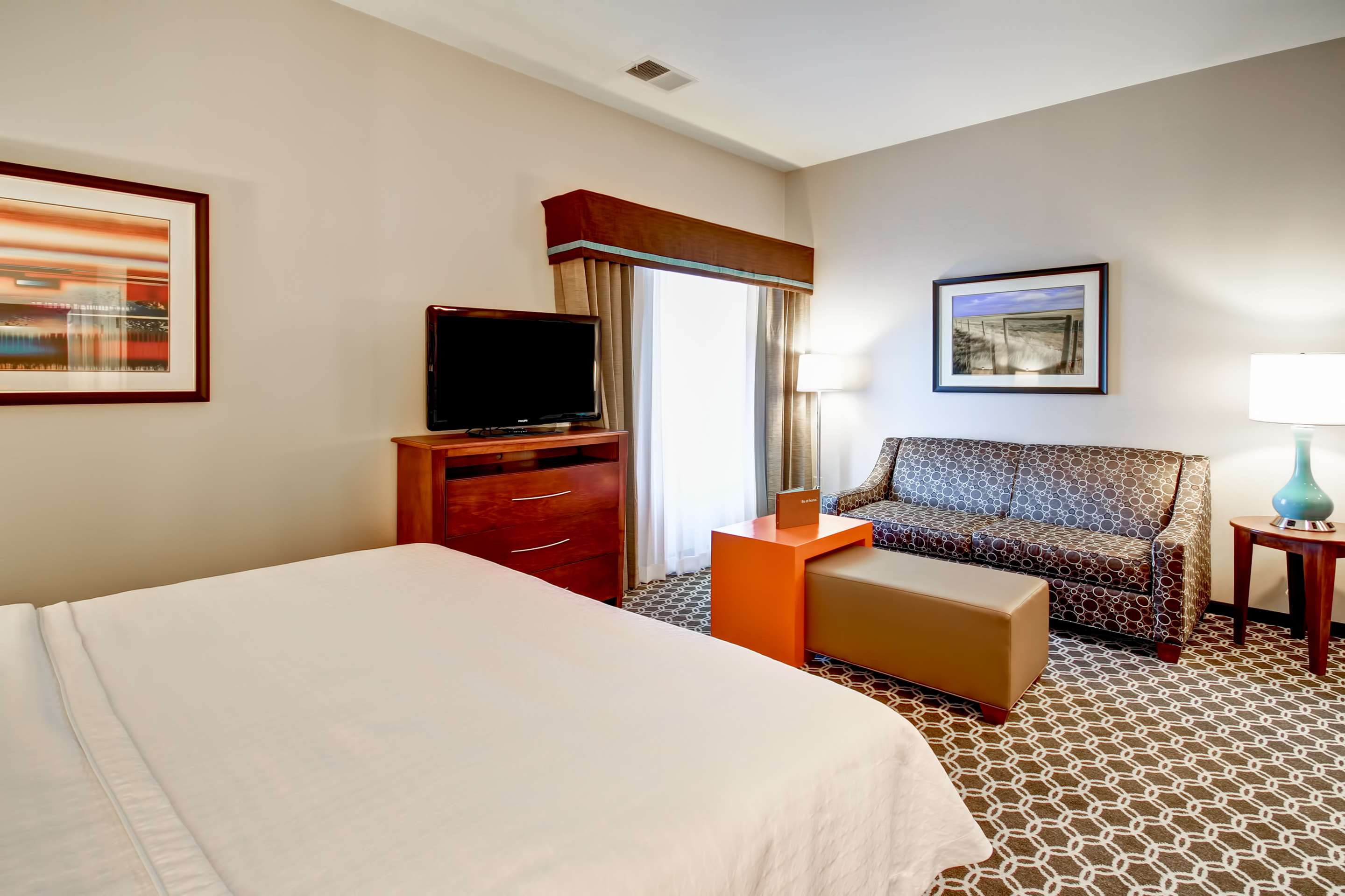 Guest room
