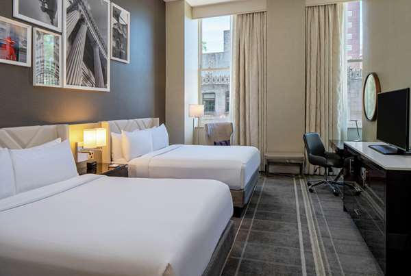  - Hilton Hotel Downtown Richmond - I-95, Exit 74C