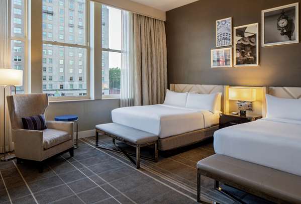  - Hilton Hotel Downtown Richmond - I-95, Exit 74C