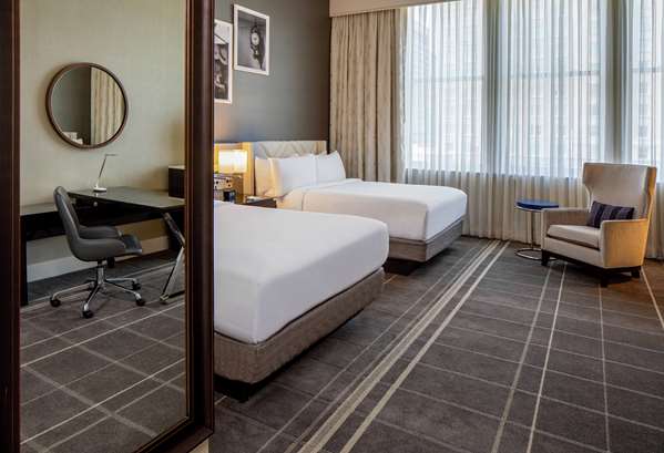  - Hilton Hotel Downtown Richmond - I-95, Exit 74C