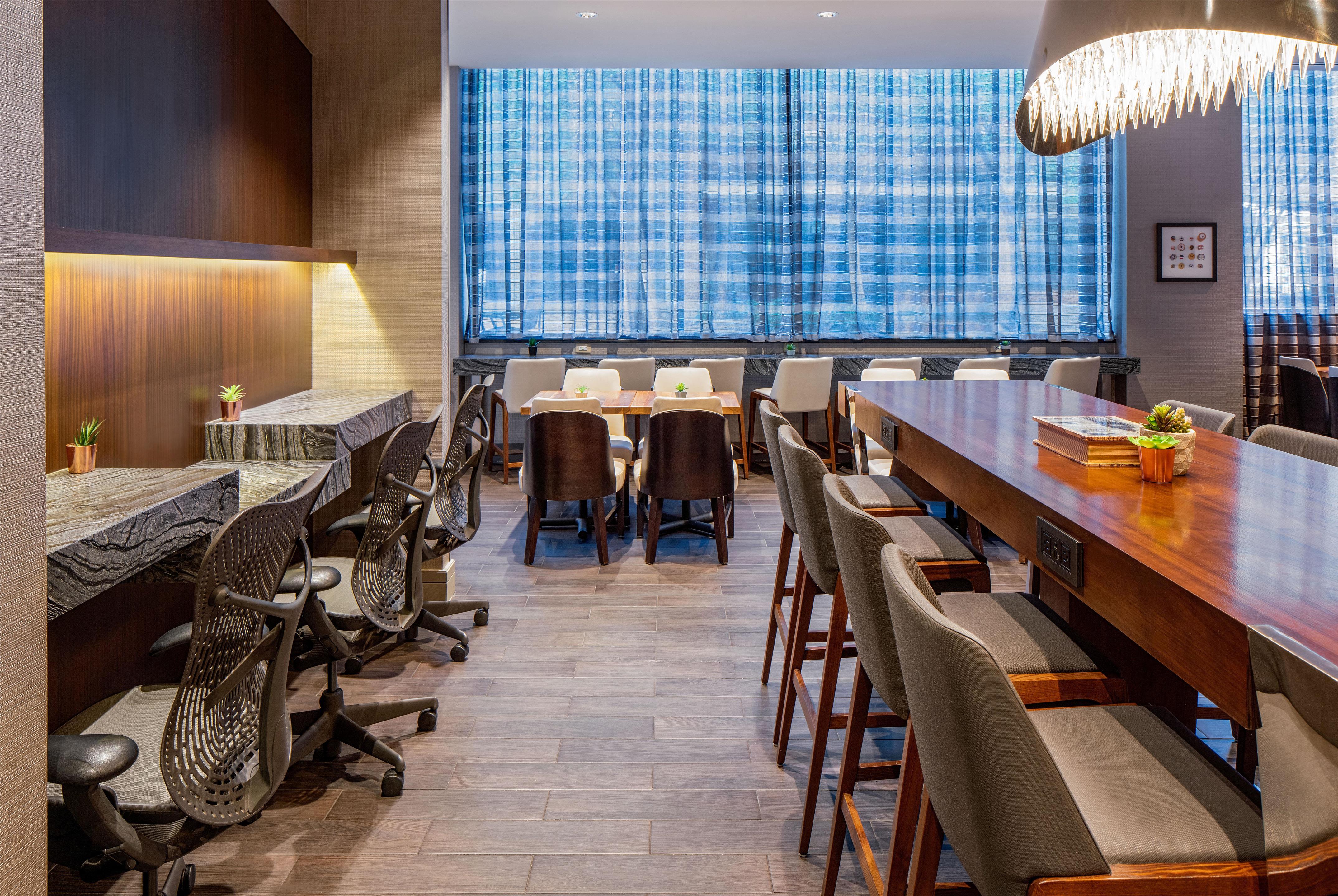 Restaurant | Hilton Richmond Downtown