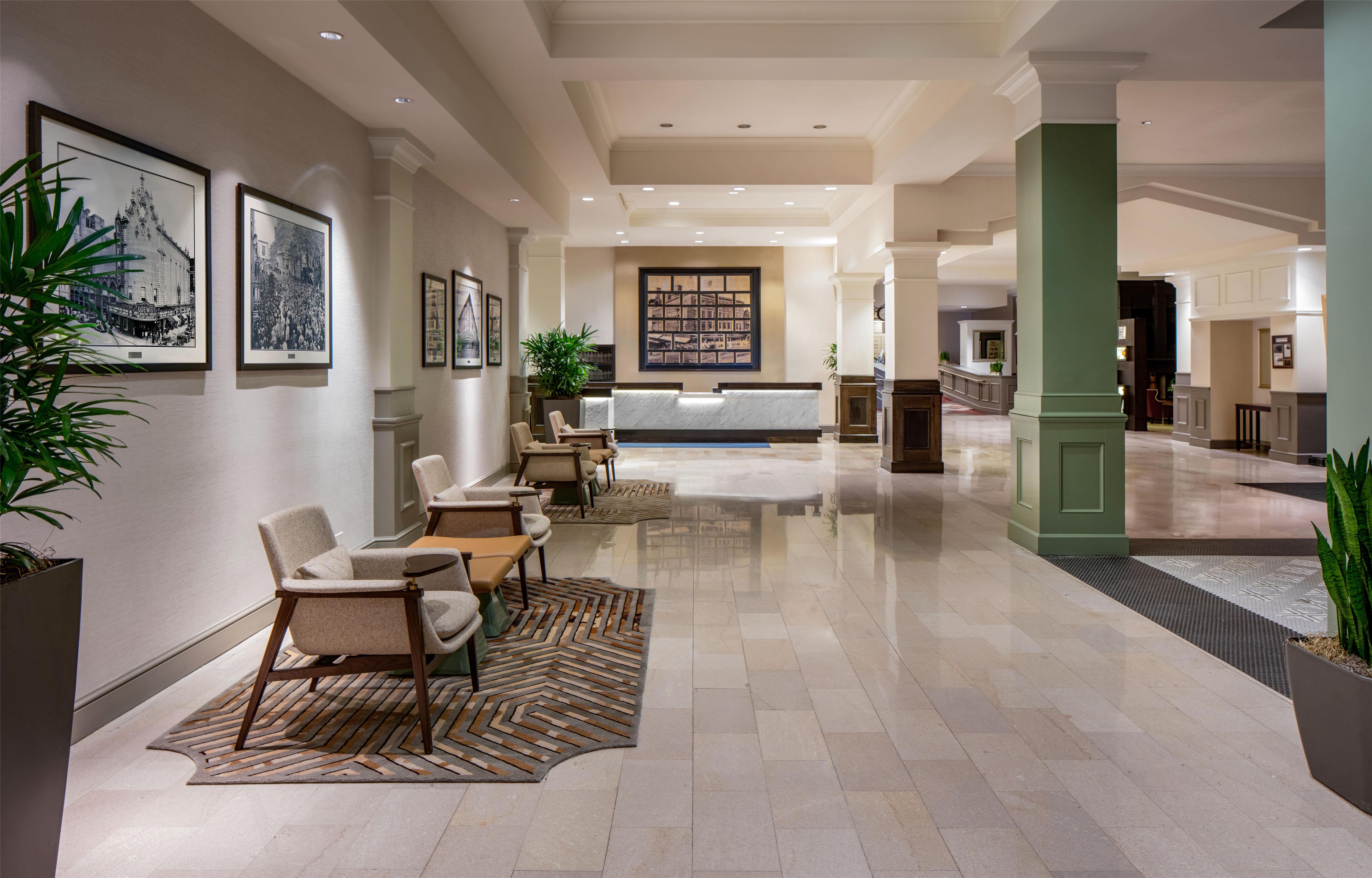 Reception | Hilton Richmond Downtown