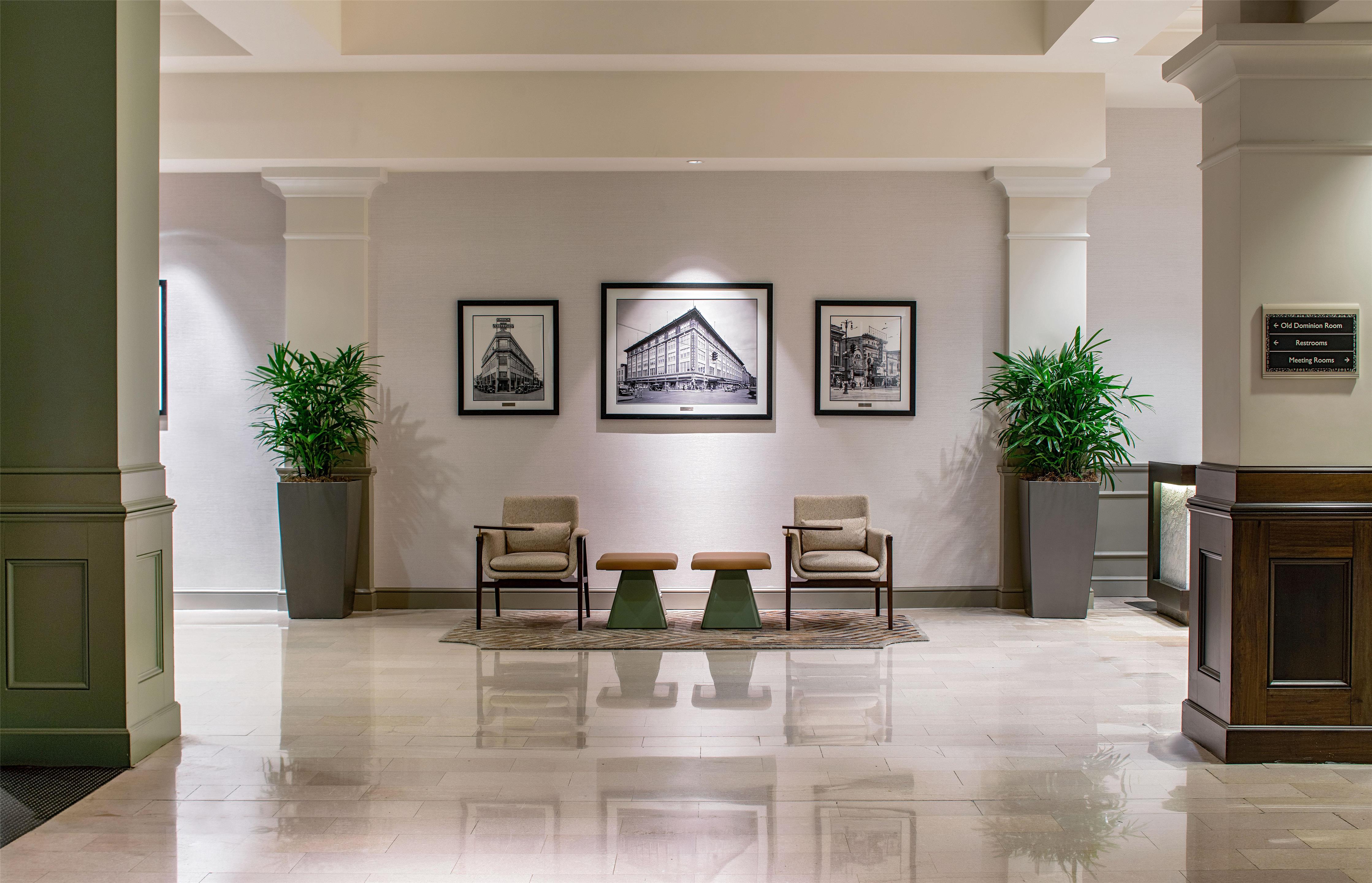 Lobby | Hilton Richmond Downtown