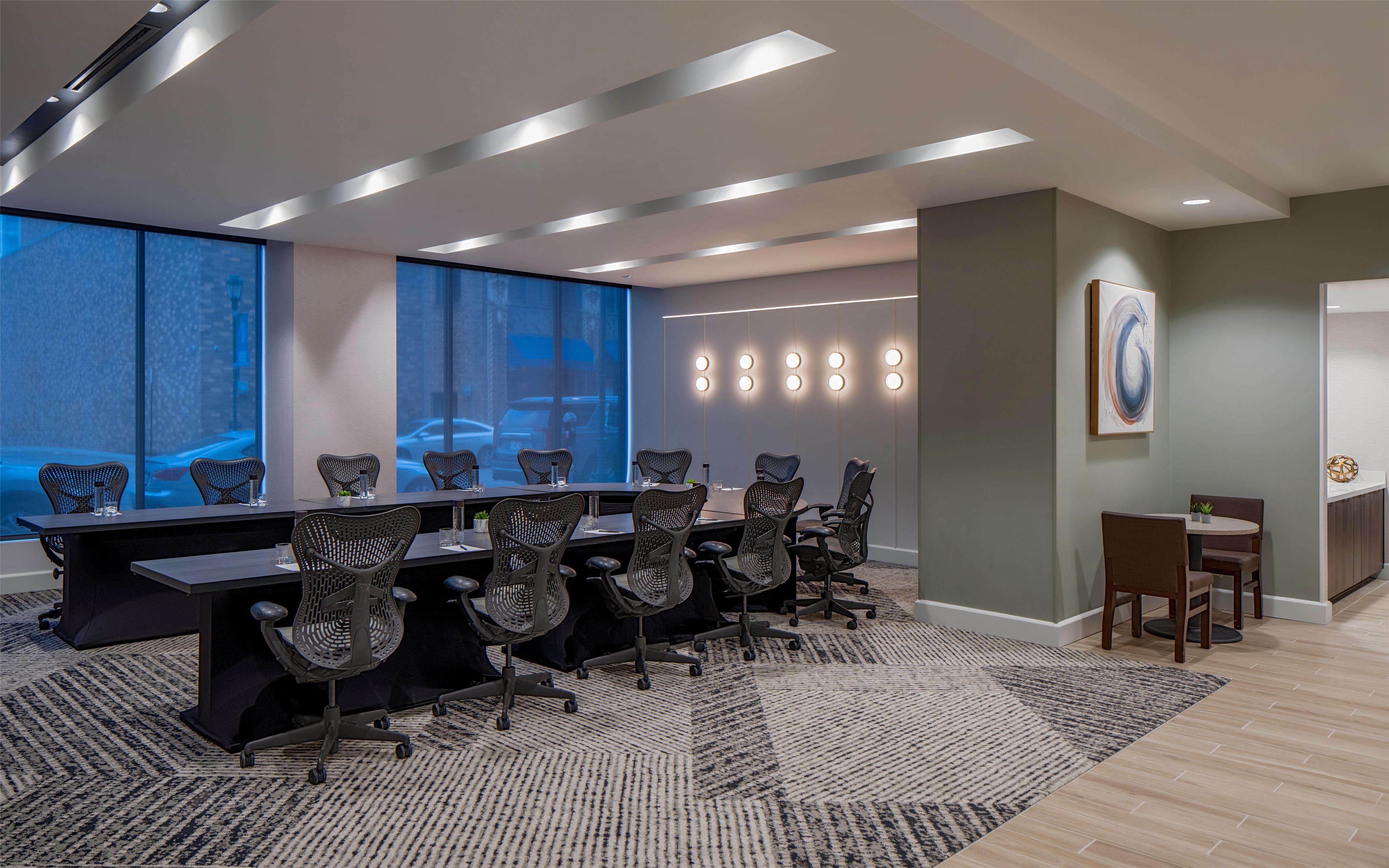 Meeting Room | Hilton Richmond Downtown