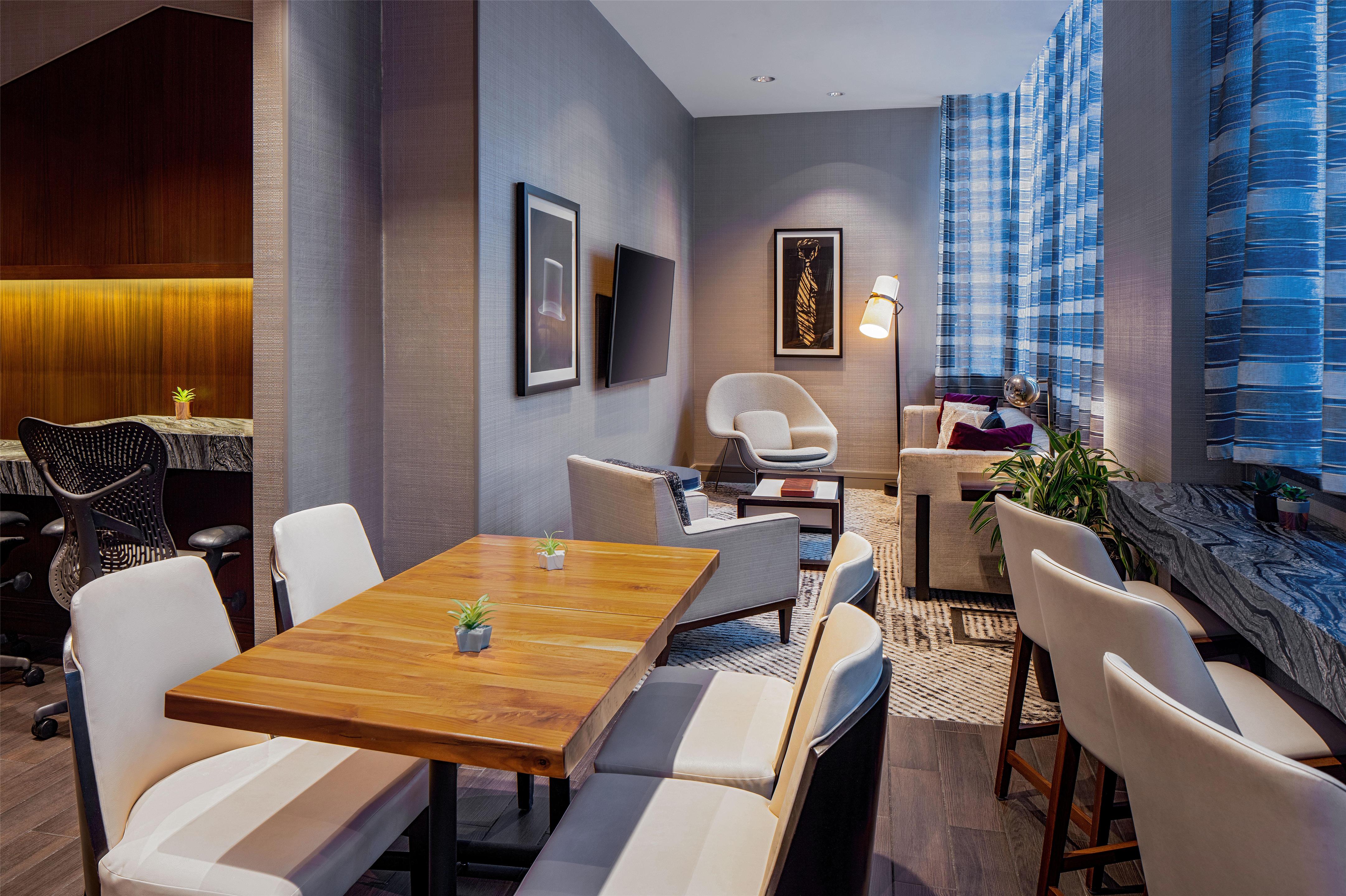Meeting Room | Hilton Richmond Downtown