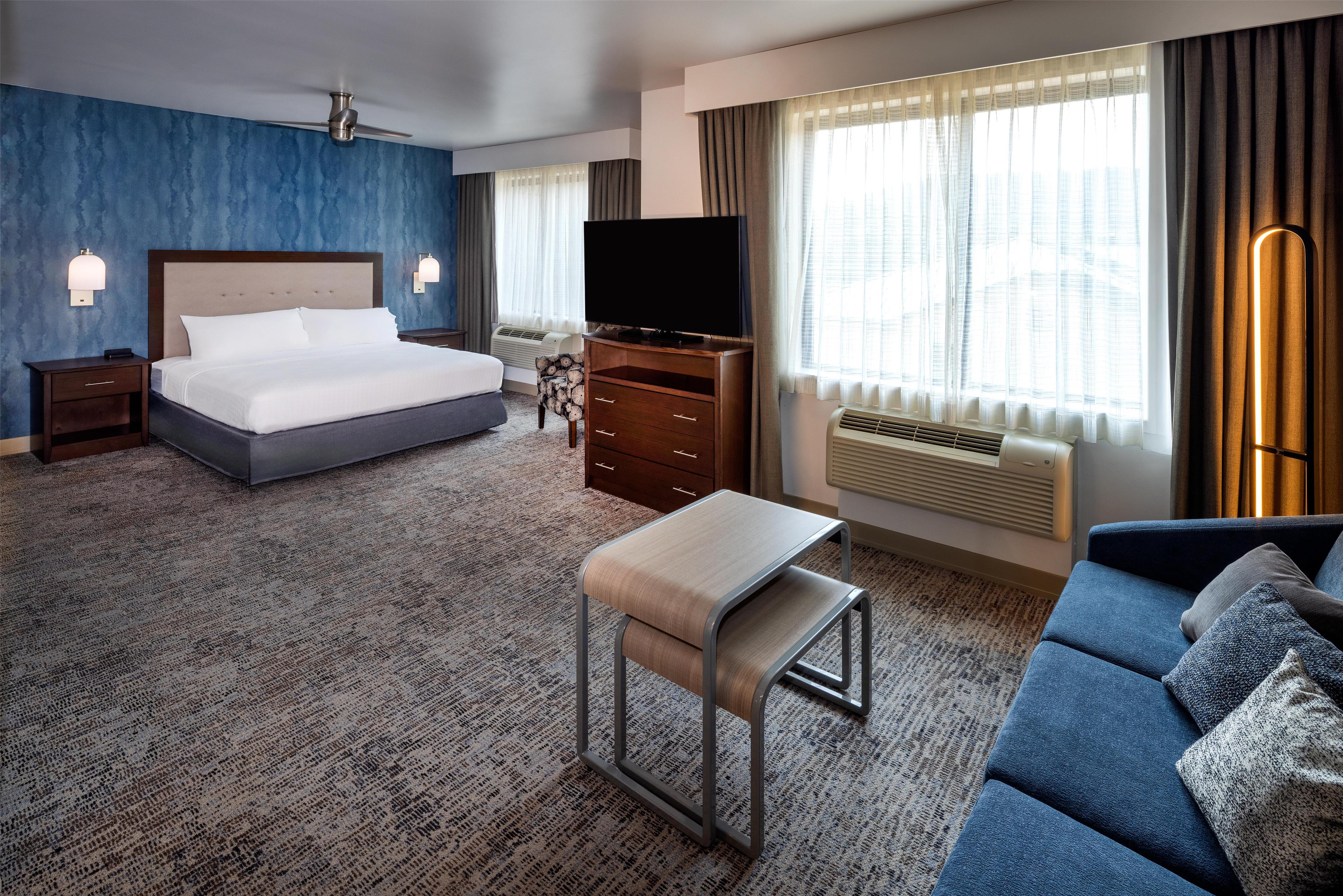 Guest room