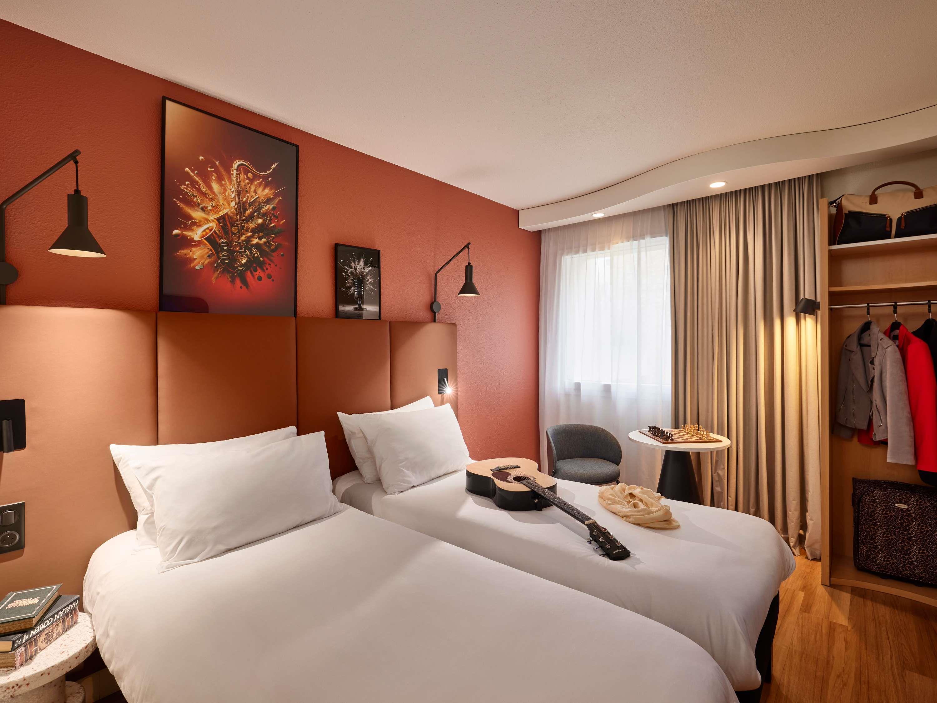 ibis Caen Centre Room Type - Room with 2 single-size beds