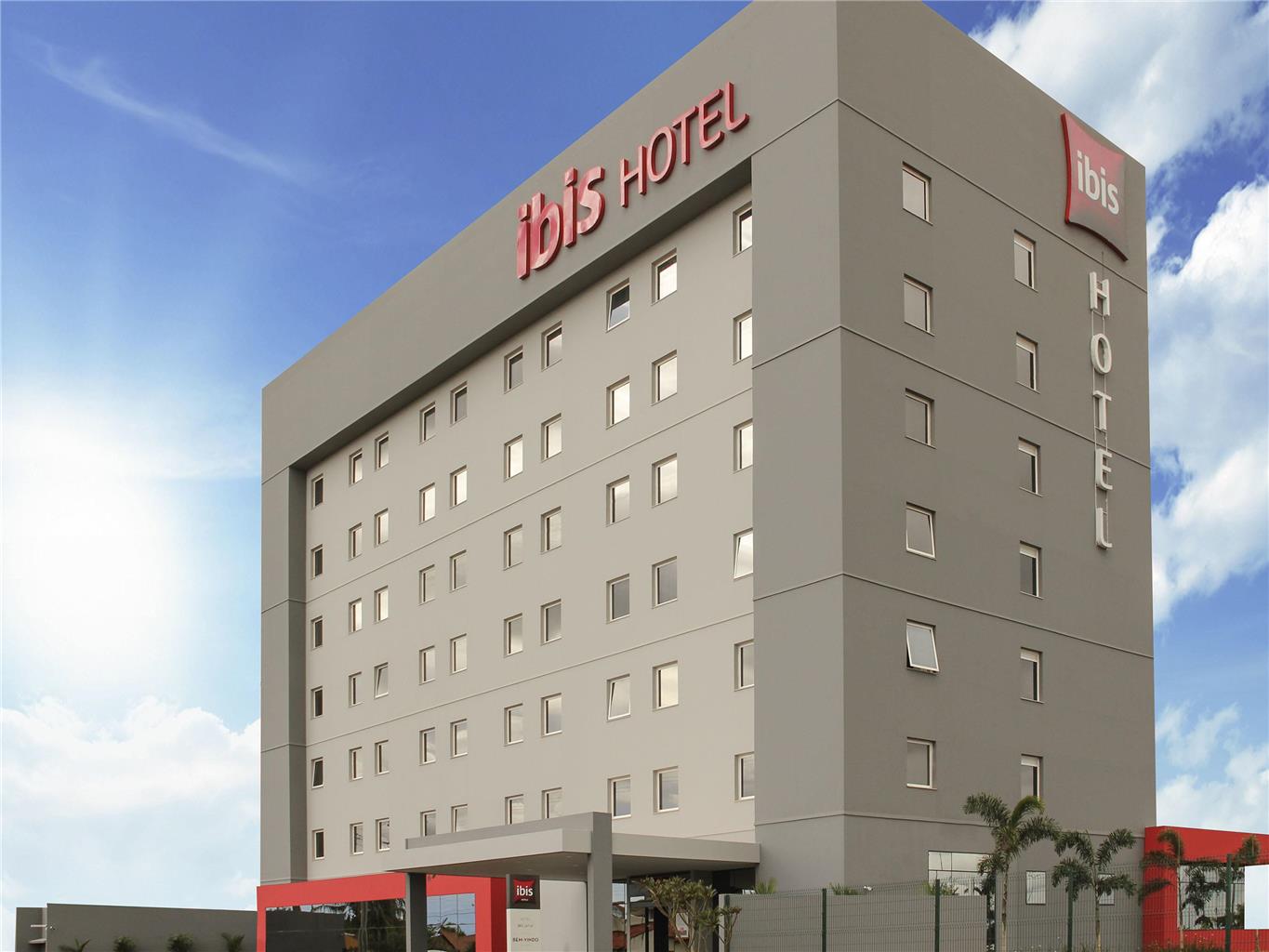 Ibis Jatai Shopping