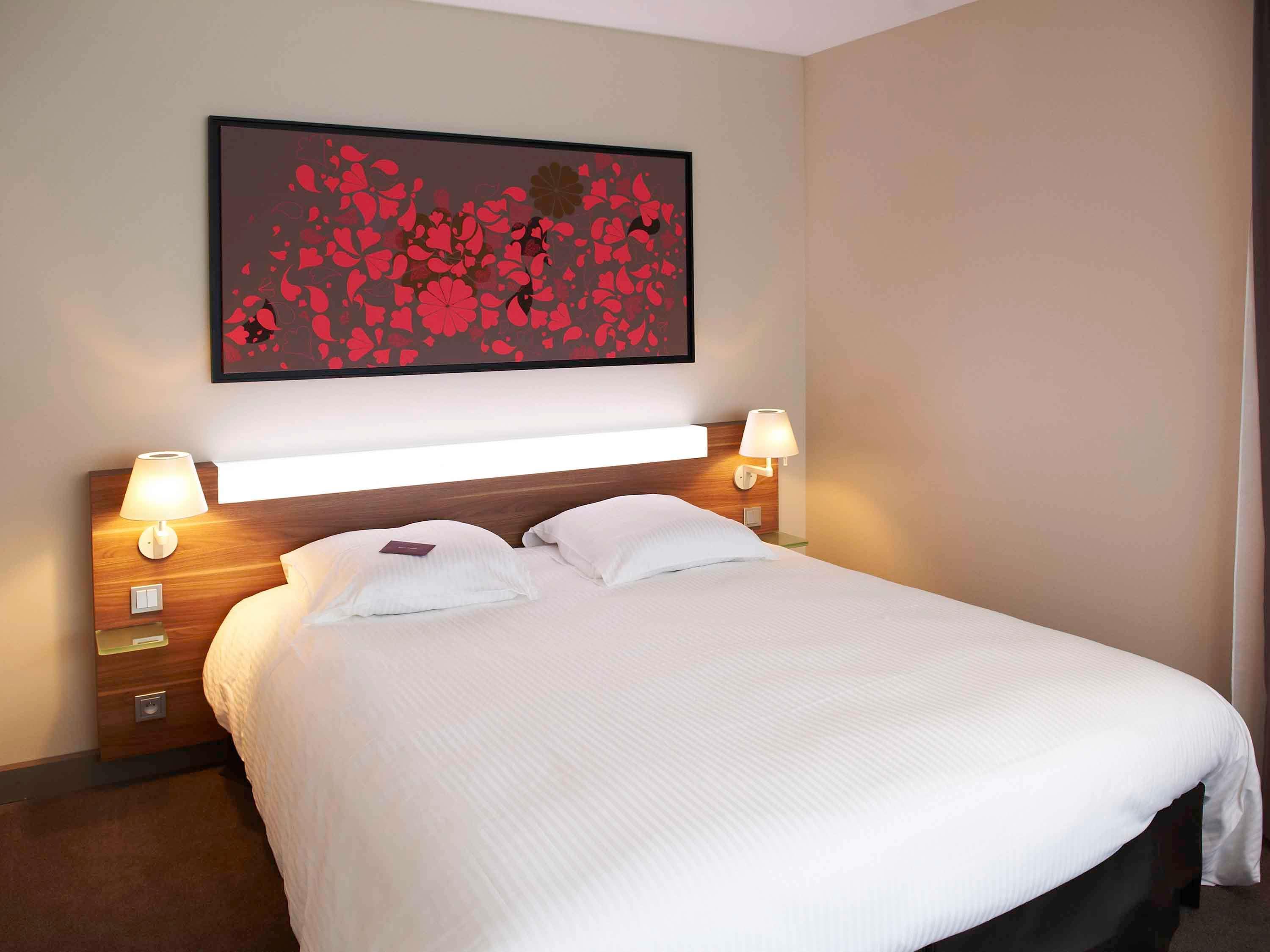 Mercure Cholet Centre - Tap to explore photos