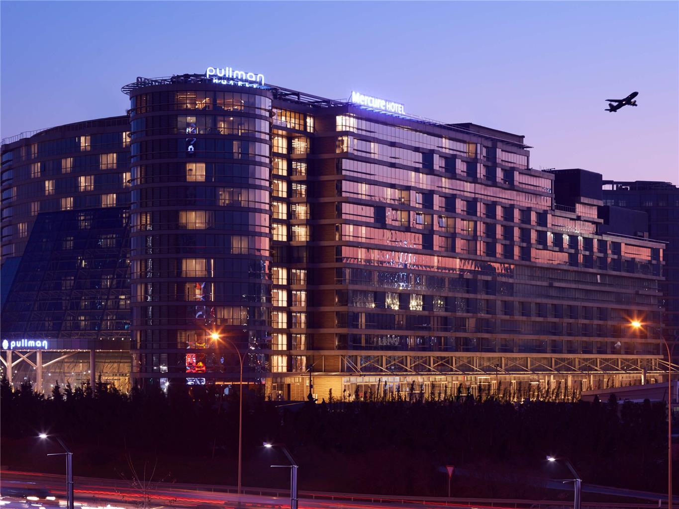 Mercure Istanbul West Hotel & Convention