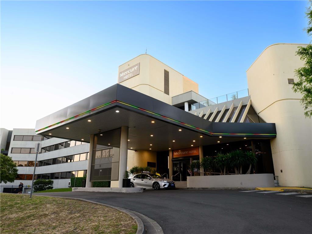 Mercure Penrith - Exterior