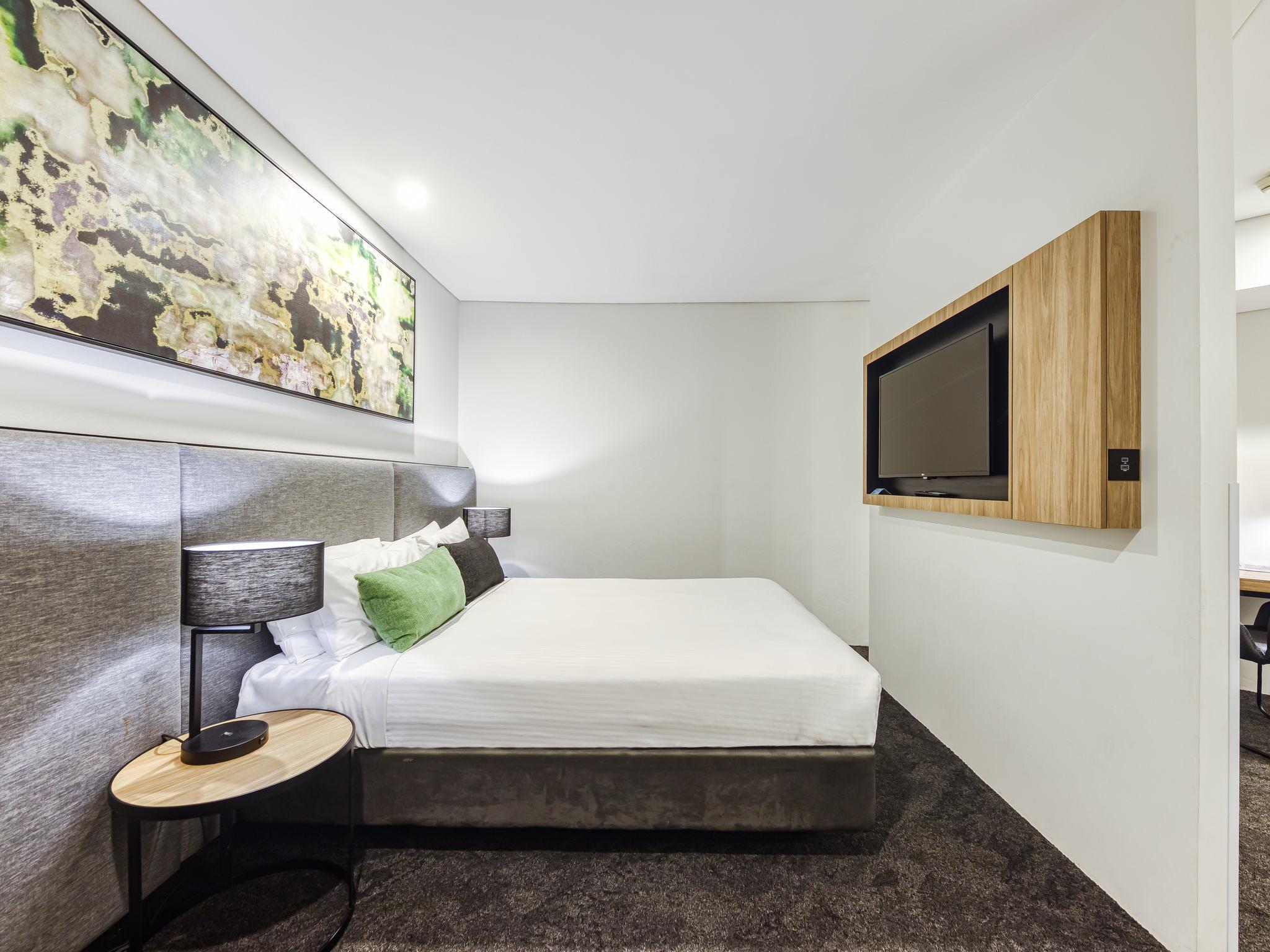 Mercure Penrith Room Type - Superior Family Room 1 Queen Bed and 2 Single Beds Mercure Penrith Room Type - Superior Family Room 1 Queen Bed and 2 Single Beds