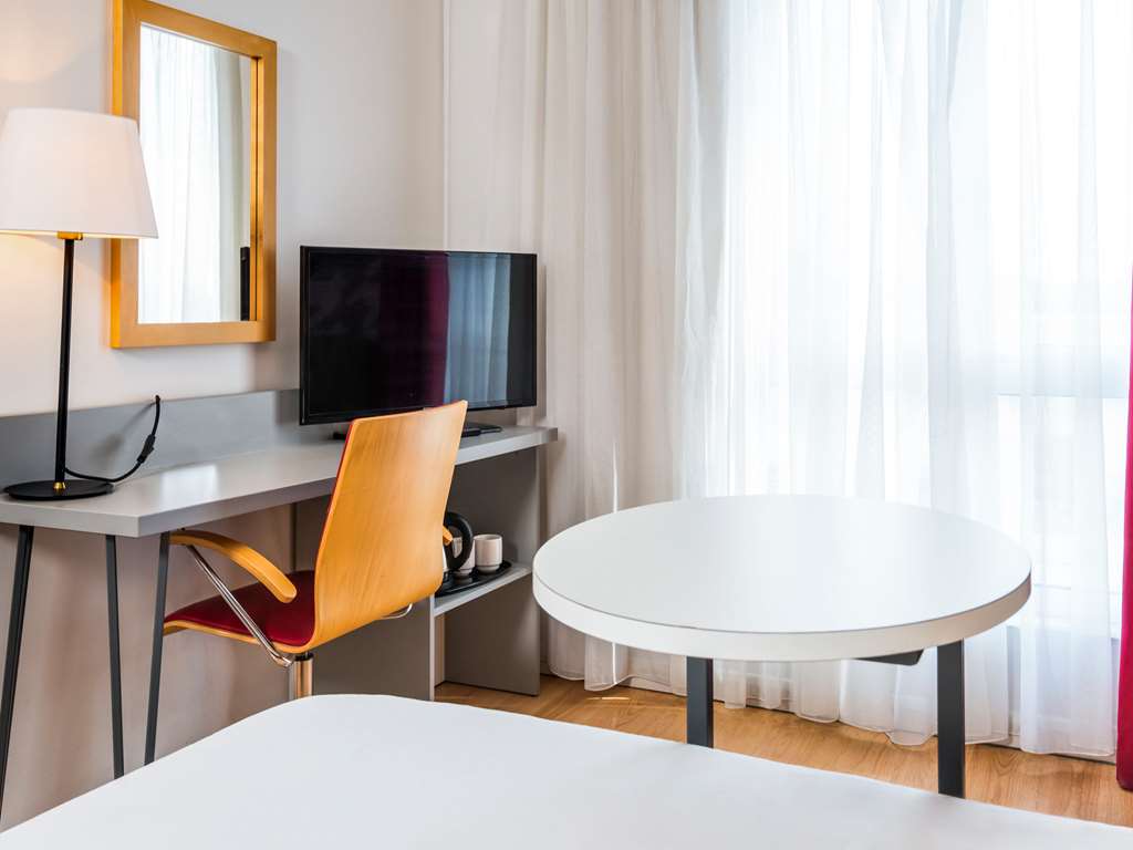 Ibis Styles Haydock - Tap to explore photos