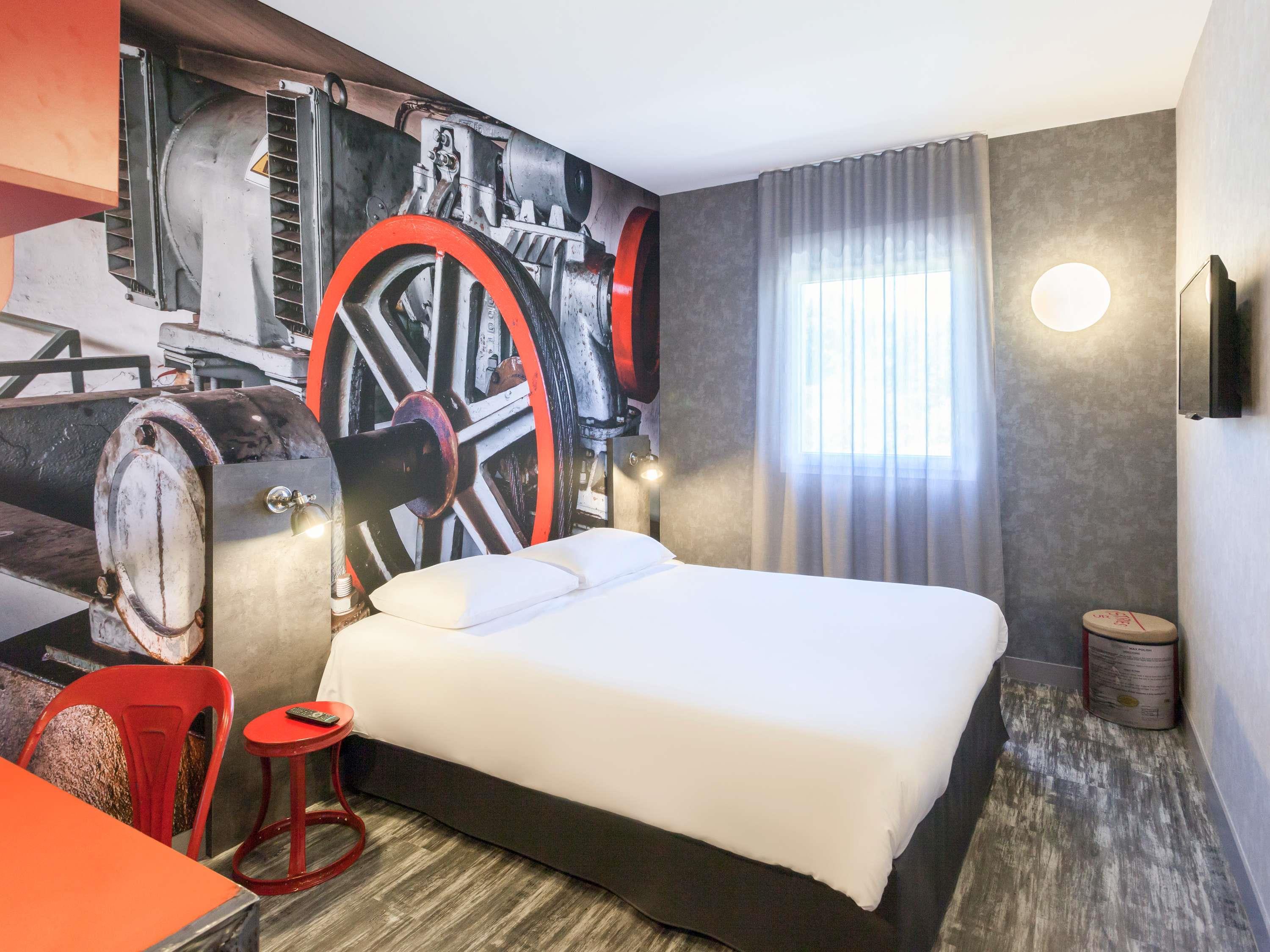 Ibis Styles Vierzon - Tap to explore photos