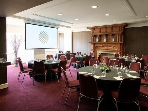 PULLMAN MELBOURNE ON THE PARK - Photo 24