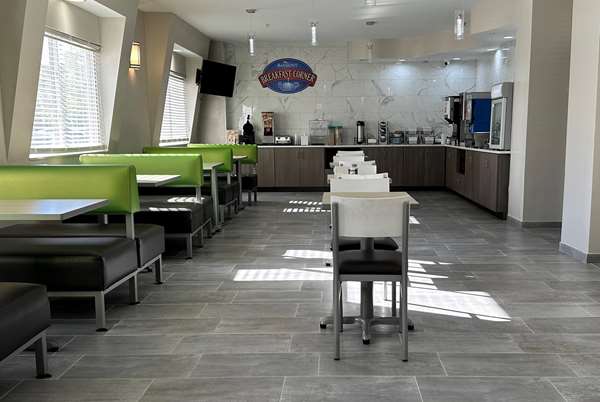  - Baymont Inn & Suites Noblesville