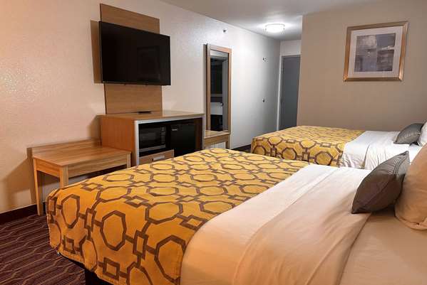  - Baymont Inn & Suites Noblesville