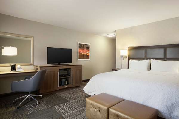  - Hampton Inn & Suites Minooka