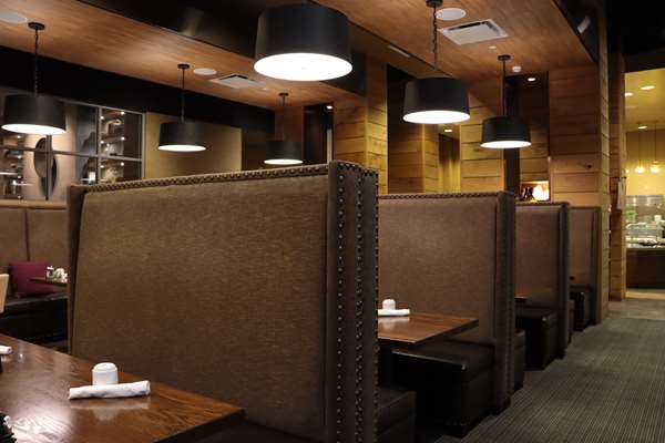 Restaurant - DoubleTree by Hilton Hotel Reading