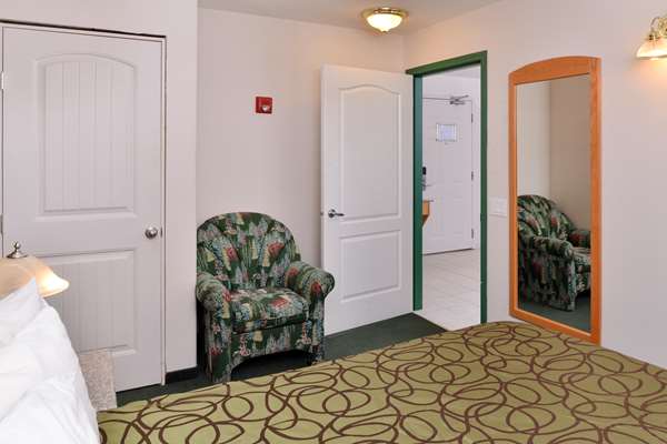  - Canadas Best Value Inn Valemount