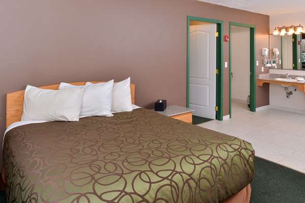  - Canadas Best Value Inn Valemount