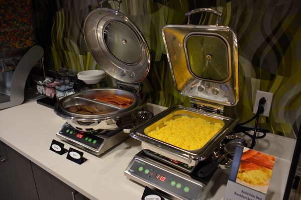 Restaurant - Best Western Plus Prien Lake Inn & Suites - I-210, Exit 7