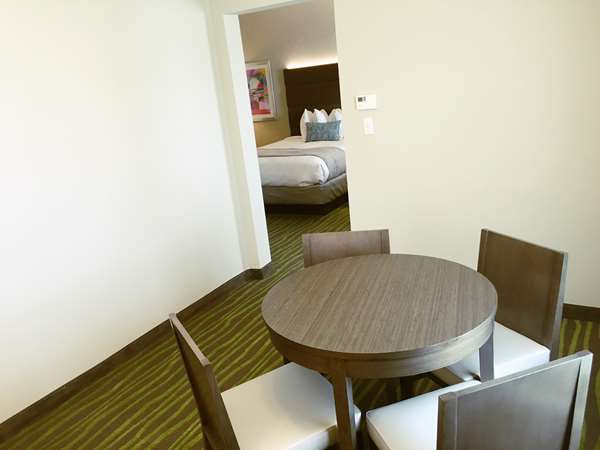 Suite - Best Western Plus Prien Lake Inn & Suites - I-210, Exit 7