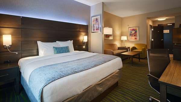  - Best Western Plus Prien Lake Inn & Suites - I-210, Exit 7
