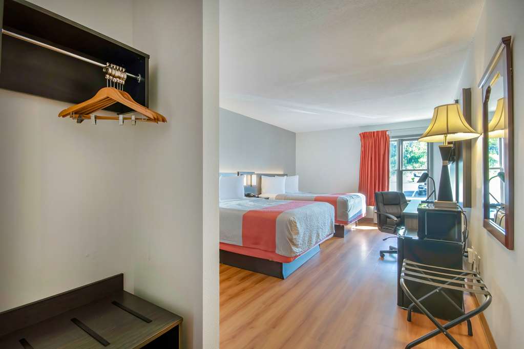 MOTEL 6 WALTON, KY - RICHWOOD-guestroom-Guest Room,On-Site.jpg
