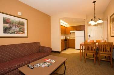 Suite - staySky Suites I-Drive Orlando - I-4, Exit 74A