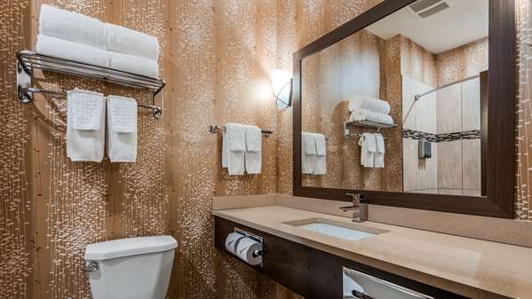  - Best Western Plus Kindersley Hotel