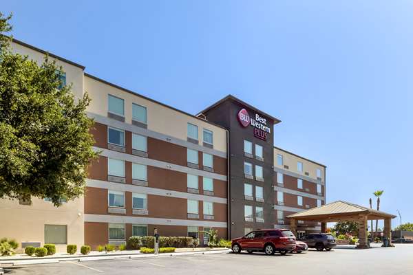 Exterior view - Best Western Plus Downtown San Antonio - I-35, Exit 159A